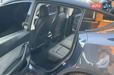 Внедорожник / Кроссовер Tesla Model Y 2022 в 