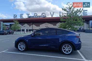Позашляховик / Кросовер Tesla Model Y 2023 в 
