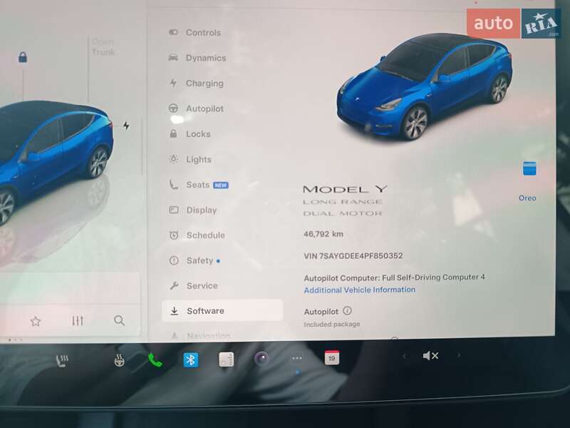 Внедорожник / Кроссовер Tesla Model Y 2023 в Киеве