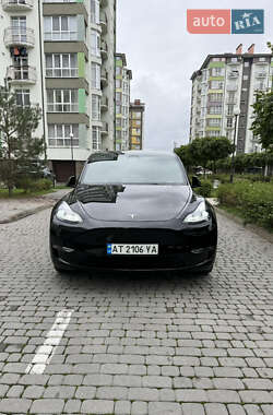 Позашляховик / Кросовер Tesla Model Y 2022 в Івано-Франківську