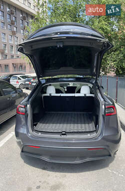 Внедорожник / Кроссовер Tesla Model Y 2020 в 