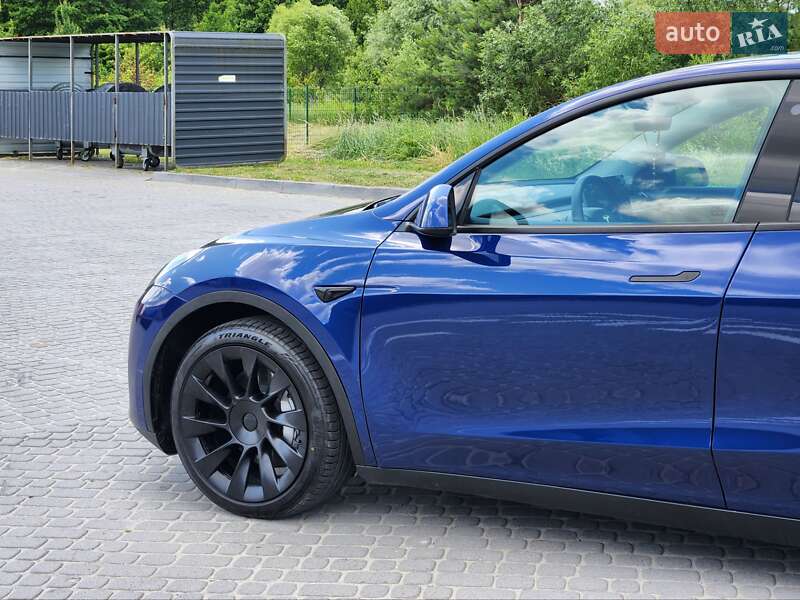 Внедорожник / Кроссовер Tesla Model Y 2022 в Львове