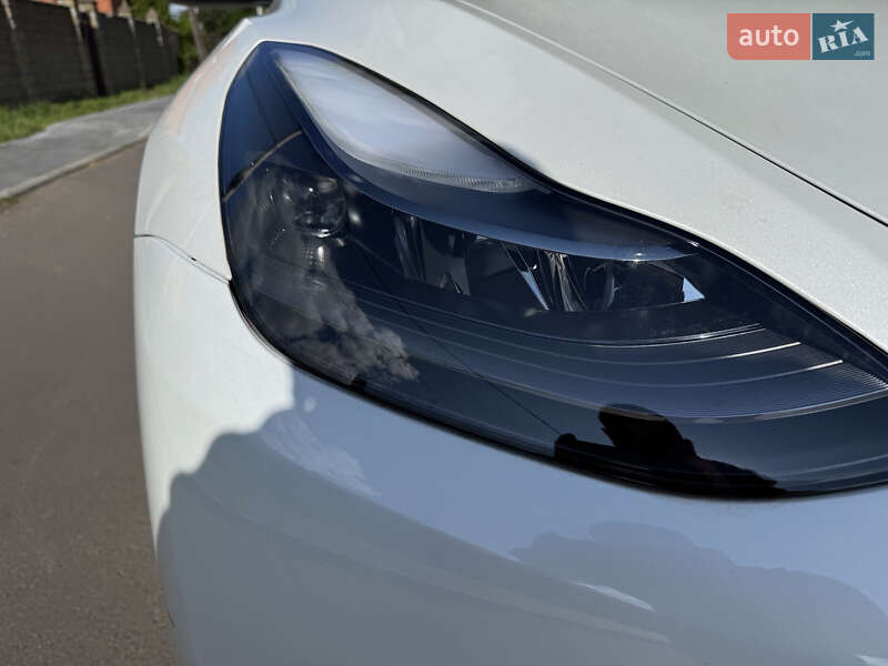 Внедорожник / Кроссовер Tesla Model Y 2024 в Ровно