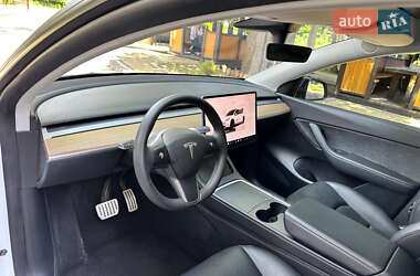 Внедорожник / Кроссовер Tesla Model Y 2022 в 