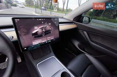 Внедорожник / Кроссовер Tesla Model Y 2022 в 