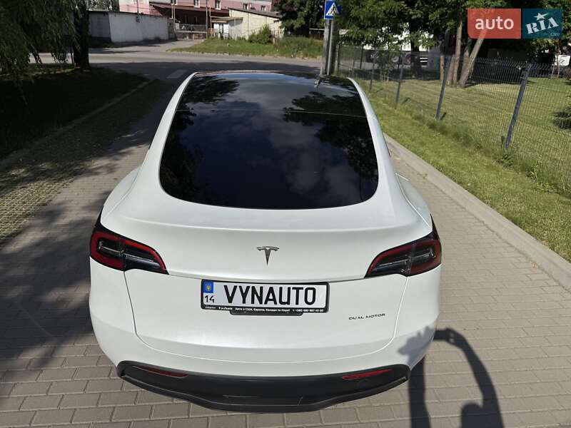 Позашляховик / Кросовер Tesla Model Y 2023 в Львові
