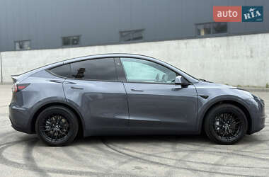Позашляховик / Кросовер Tesla Model Y 2023 в 