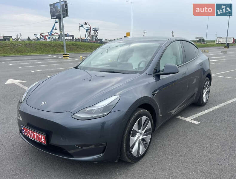 Внедорожник / Кроссовер Tesla Model Y 2023 в Львове фото 4 Внедорожник / Кроссовер Tesla Model Y 2023 в Львове
