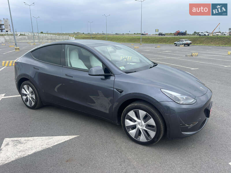 Внедорожник / Кроссовер Tesla Model Y 2023 в Львове фото 16 Внедорожник / Кроссовер Tesla Model Y 2023 в Львове