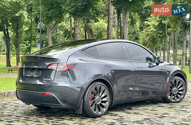 Внедорожник / Кроссовер Tesla Model Y 2024 в 