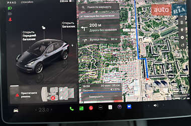 Внедорожник / Кроссовер Tesla Model Y 2023 в 