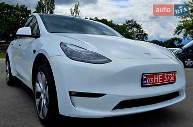 Внедорожник / Кроссовер Tesla Model Y 2024 в 