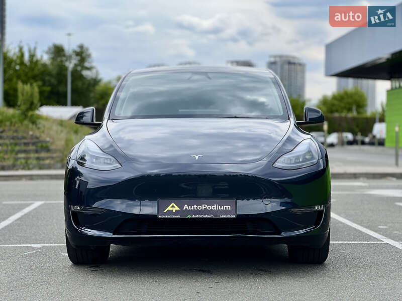 Внедорожник / Кроссовер Tesla Model Y 2024 в Киеве