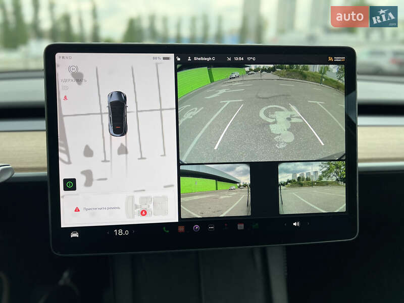 Внедорожник / Кроссовер Tesla Model Y 2024 в Киеве