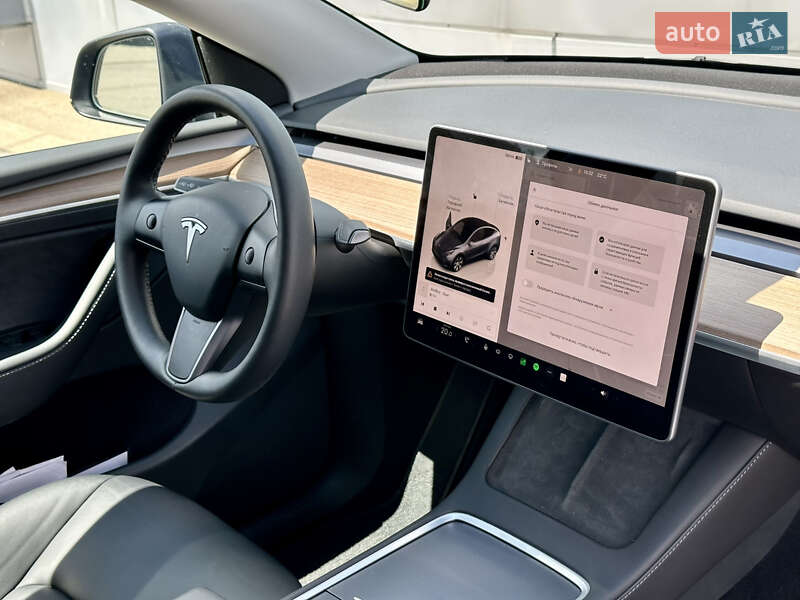 Внедорожник / Кроссовер Tesla Model Y 2023 в Киеве