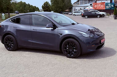 Внедорожник / Кроссовер Tesla Model Y 2022 в 