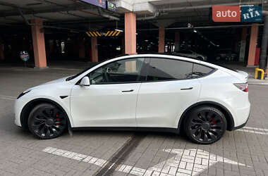 Внедорожник / Кроссовер Tesla Model Y 2022 в 