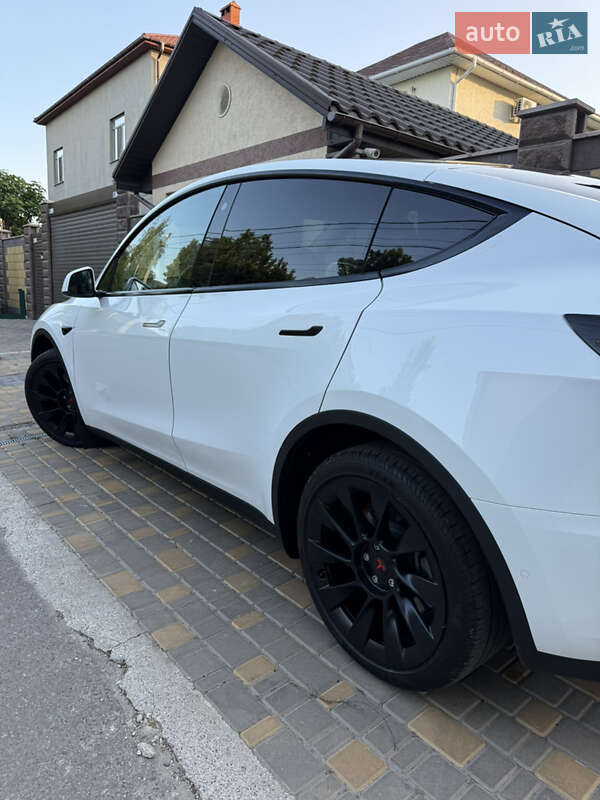 Внедорожник / Кроссовер Tesla Model Y 2022 в Одессе