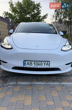 Внедорожник / Кроссовер Tesla Model Y 2022 в 