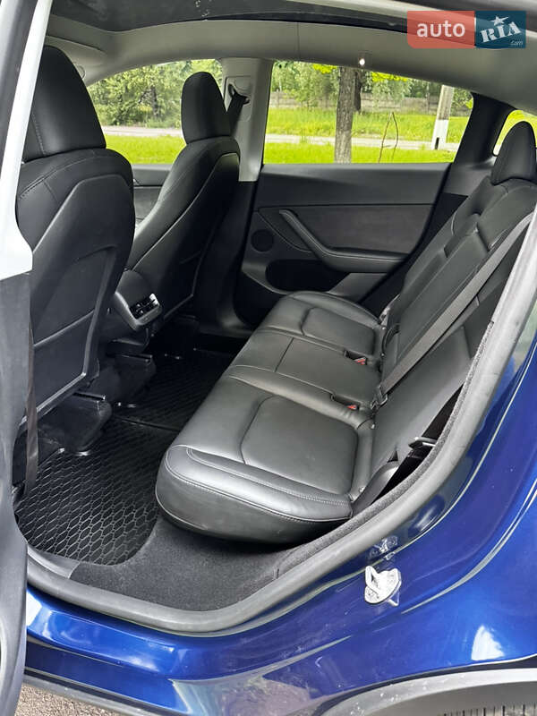 Позашляховик / Кросовер Tesla Model Y 2024 в Ніжині