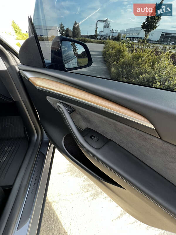 Внедорожник / Кроссовер Tesla Model Y 2023 в Житомире фото 23 Внедорожник / Кроссовер Tesla Model Y 2023 в Житомире