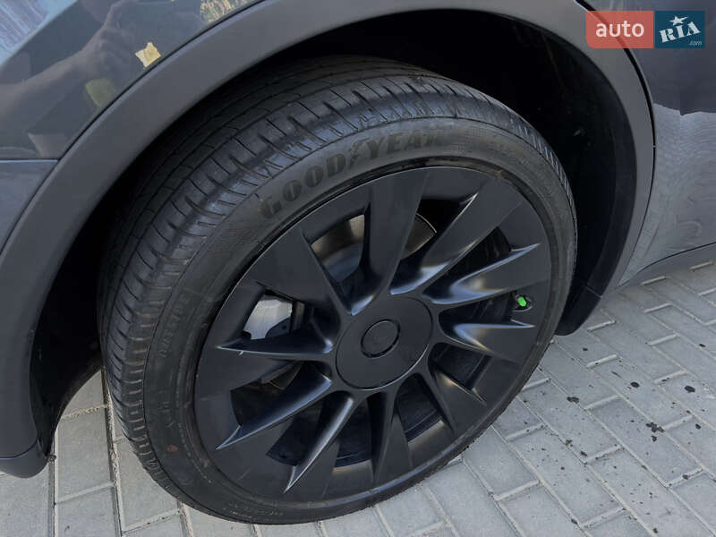 Внедорожник / Кроссовер Tesla Model Y 2022 в Виннице
