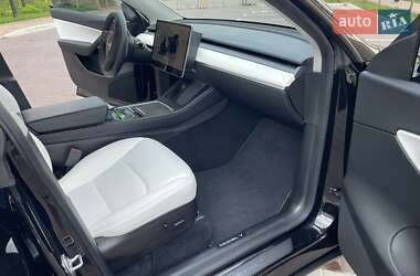 Внедорожник / Кроссовер Tesla Model Y 2022 в 