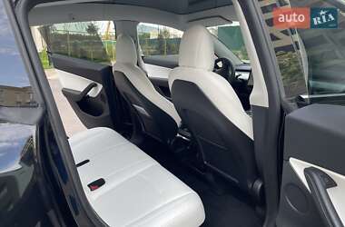 Внедорожник / Кроссовер Tesla Model Y 2022 в 