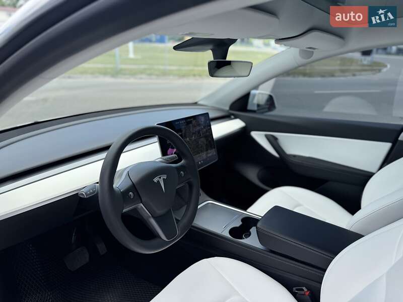 Внедорожник / Кроссовер Tesla Model Y 2021 в Кременчуге фото 12 Внедорожник / Кроссовер Tesla Model Y 2021 в Кременчуге