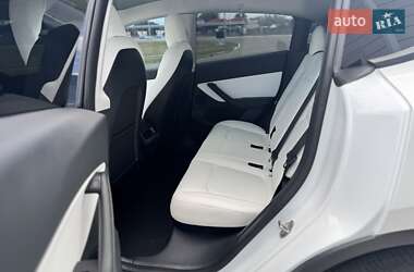 Внедорожник / Кроссовер Tesla Model Y 2021 в 