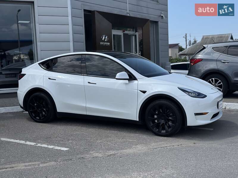 Внедорожник / Кроссовер Tesla Model Y 2021 в Кременчуге