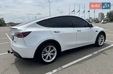 Внедорожник / Кроссовер Tesla Model Y 2021 в 