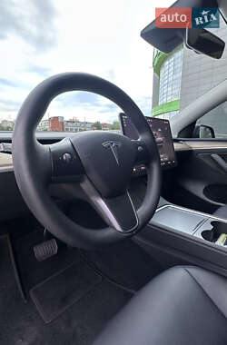 Внедорожник / Кроссовер Tesla Model Y 2022 в 