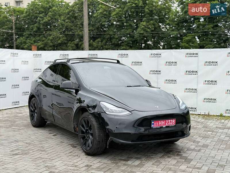 Tesla Model Y 2020