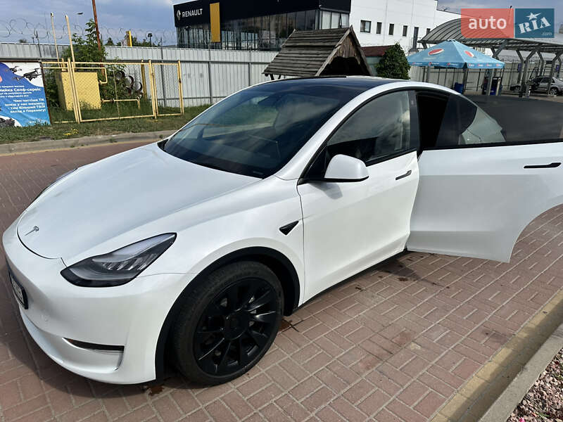 Внедорожник / Кроссовер Tesla Model Y 2023 в Полтаве фото 2 Внедорожник / Кроссовер Tesla Model Y 2023 в Полтаве