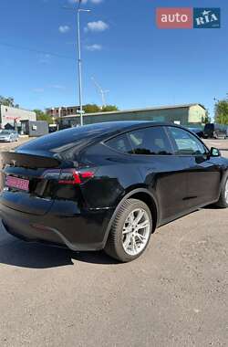 Внедорожник / Кроссовер Tesla Model Y 2022 в 