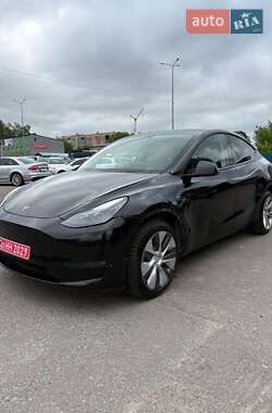 Внедорожник / Кроссовер Tesla Model Y 2023 в Ровно
