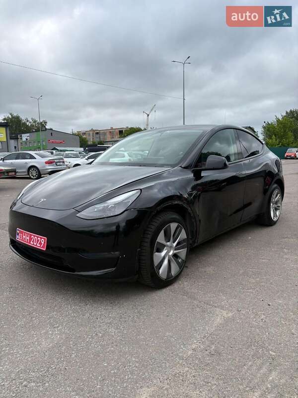 Внедорожник / Кроссовер Tesla Model Y 2023 в 