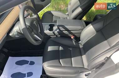 Внедорожник / Кроссовер Tesla Model Y 2023 в 