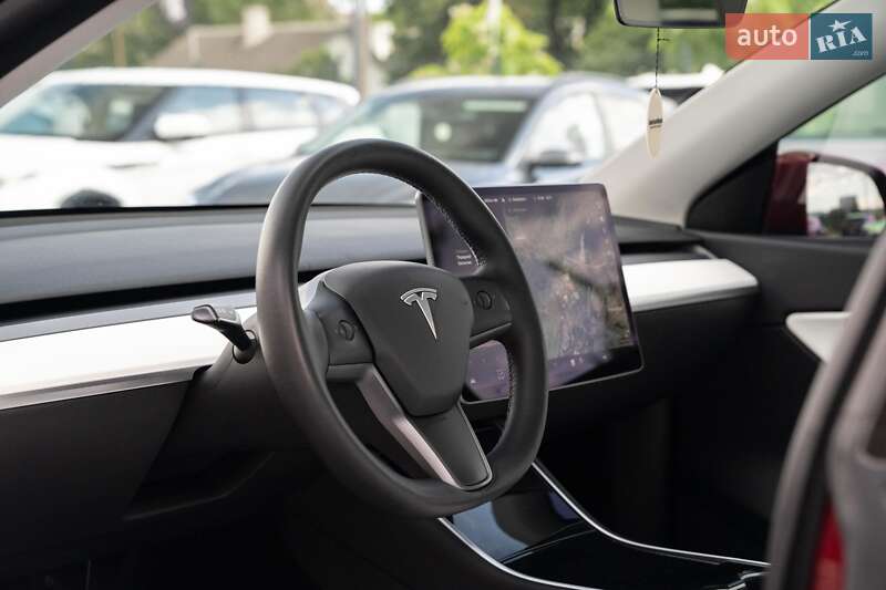 Внедорожник / Кроссовер Tesla Model Y 2020 в Черновцах