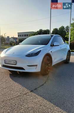 Внедорожник / Кроссовер Tesla Model Y 2022 в 