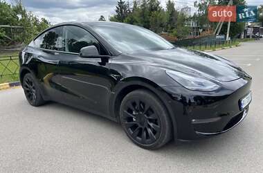 Внедорожник / Кроссовер Tesla Model Y 2023 в 