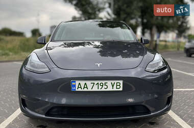Внедорожник / Кроссовер Tesla Model Y 2023 в 