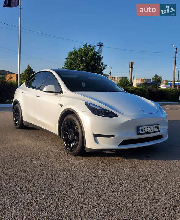 Tesla Model Y 2022 Tesla Model Y 2022