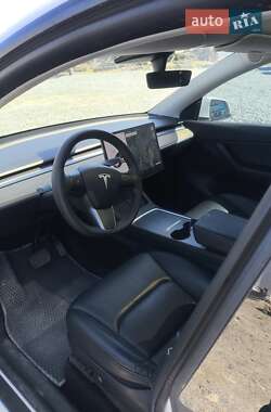 Внедорожник / Кроссовер Tesla Model Y 2021 в 