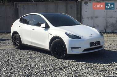 Внедорожник / Кроссовер Tesla Model Y 2021 в 