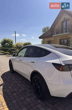 Внедорожник / Кроссовер Tesla Model Y 2021 в 