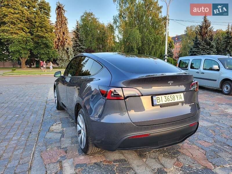 Внедорожник / Кроссовер Tesla Model Y 2022 в Кременчуге