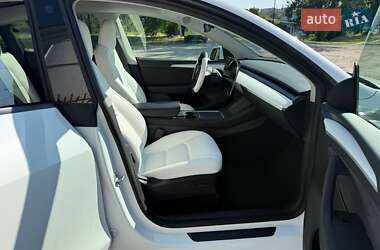 Внедорожник / Кроссовер Tesla Model Y 2022 в 