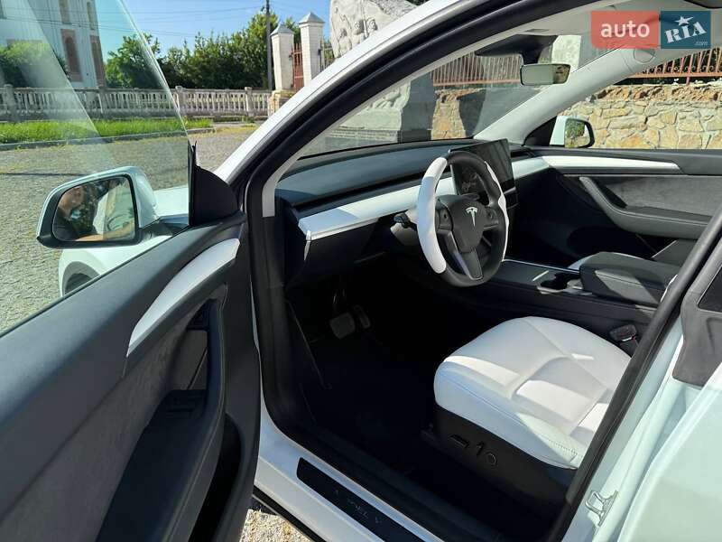 Внедорожник / Кроссовер Tesla Model Y 2022 в Белой Церкви